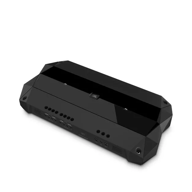 4 Channel Amplifier