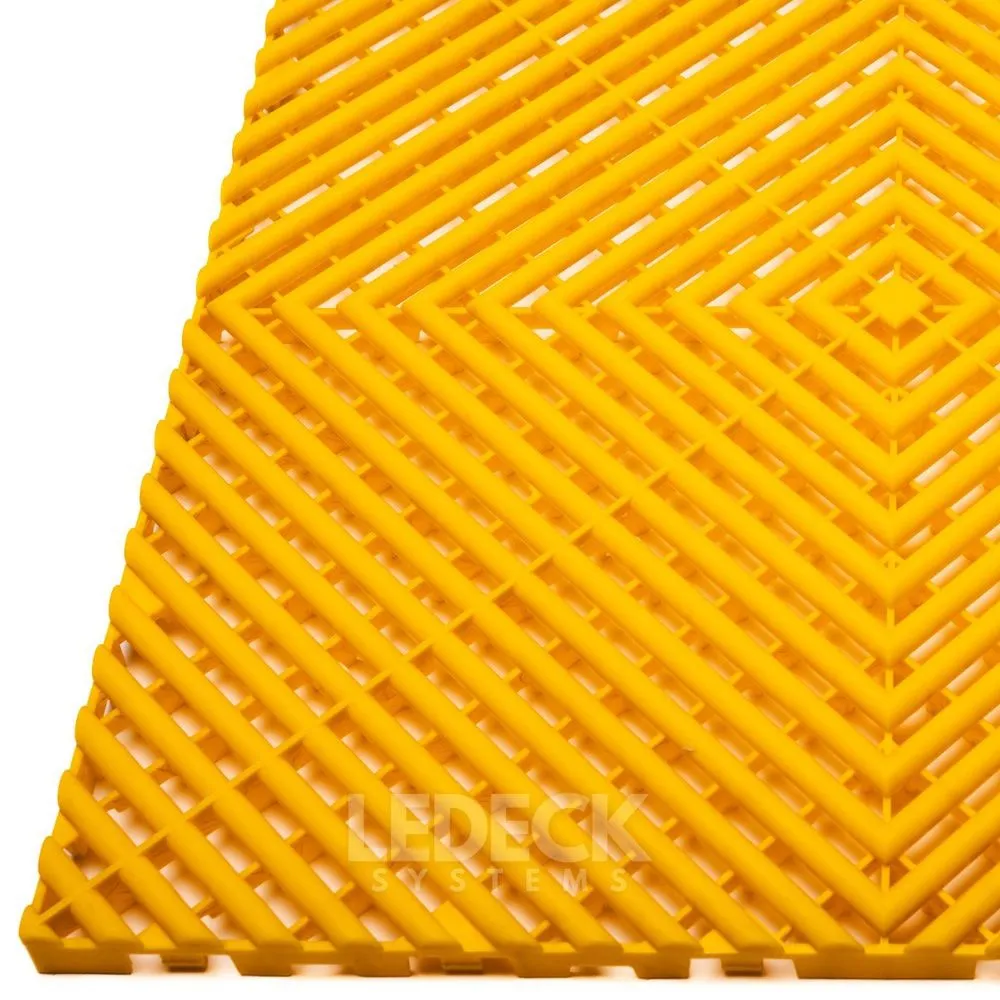 DIQ_PLASTIC_FLOOR_TILES_YELLOW_03