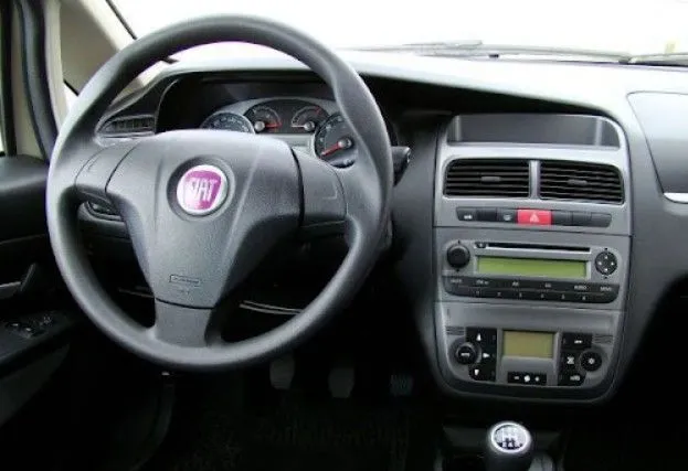 FIAT LINEA 2007-2011 DASHBOARD DIGITALIQ 128